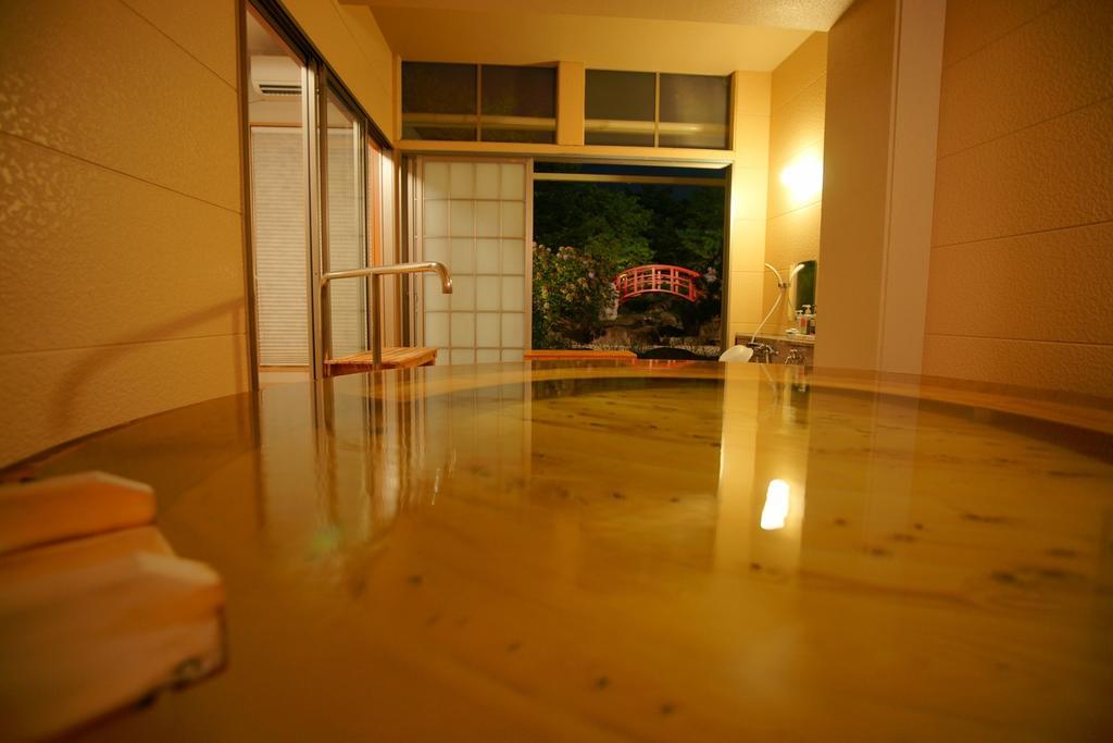 Hotel Kaminoyu Onsen Kai Экстерьер фото